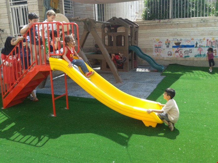 سرسره ساده پارکی