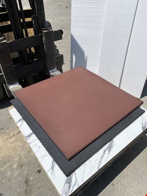 کف پوش گرانولی 100 در 100 قالب ساده ضخامت 25 میل