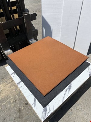 کف پوش گرانولی 100 در 100 قالب ساده ضخامت 40 میل