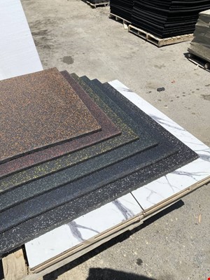 کف پوش گرانولی 100 در 100 قالب ساده ضخامت 20 میل