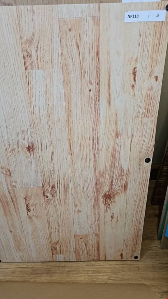 کف پوش رولی PVC طرح چوب رنگ بندی